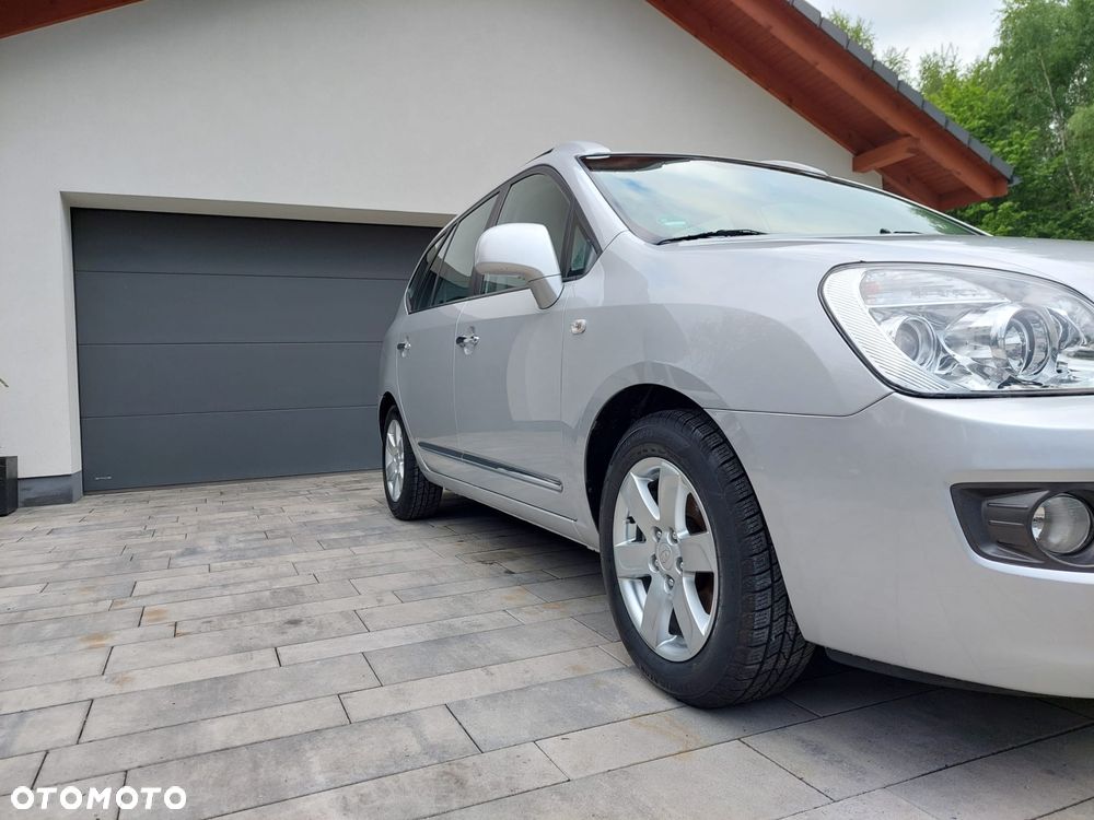 Kia Carens 2.0 CVVT EX - 37