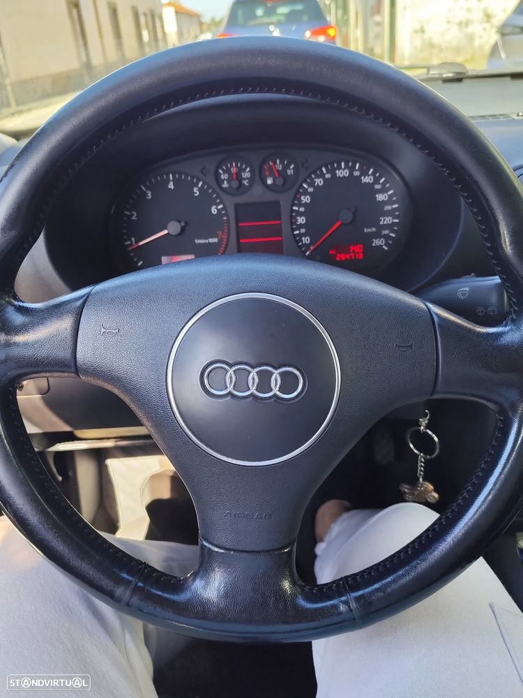 Audi A3 1.8 T Sport - 1