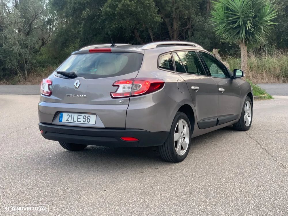 Renault Mégane Sport Tourer 1.5 dCi Dynamique S - 11