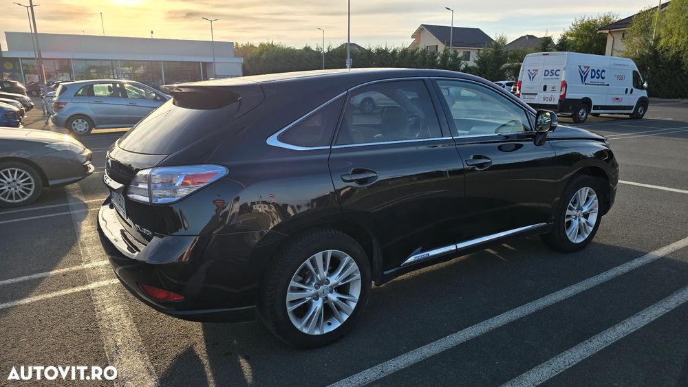 Lexus Seria RX - 2