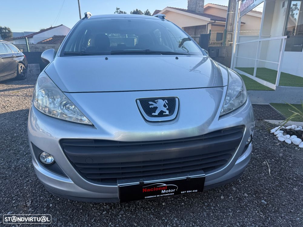 Peugeot 207 SW 1.4 Premium - 2