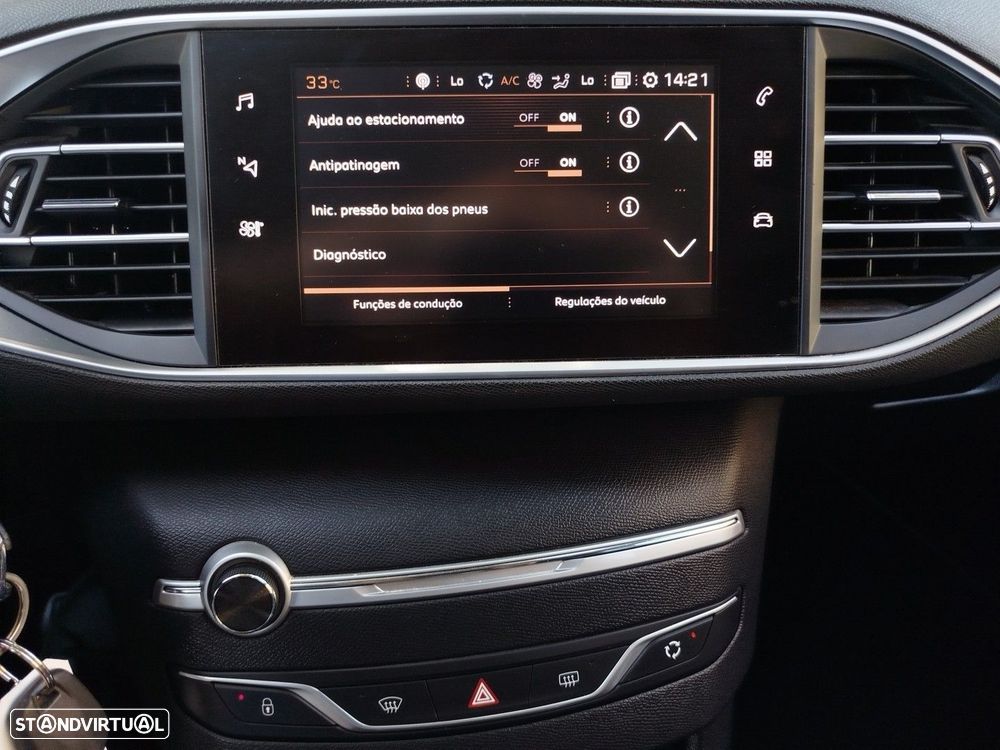 Peugeot 308 SW 1.2 PureTech Style - 17