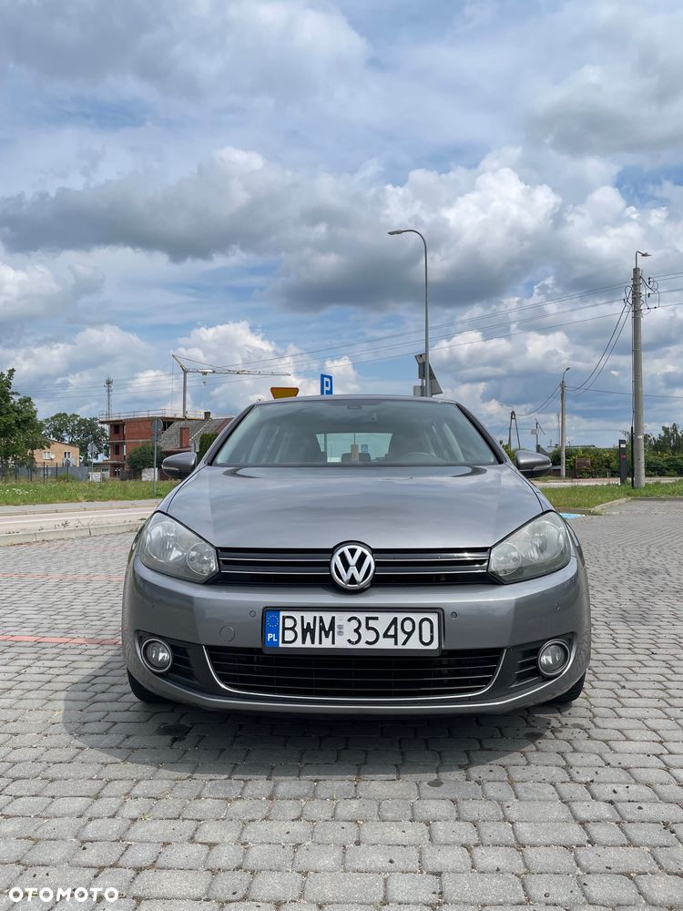 Volkswagen Golf 2.0 TDI Highline - 17