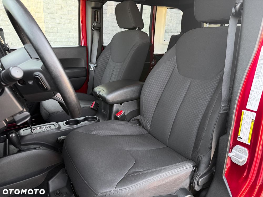 Jeep Wrangler 3.6 Unlim X - 9