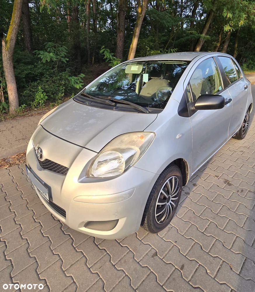 Toyota Yaris 1.0 Active - 1
