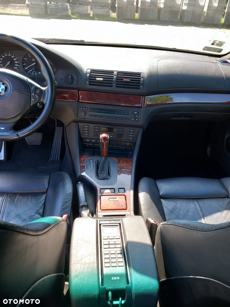BMW Seria 5 - 26