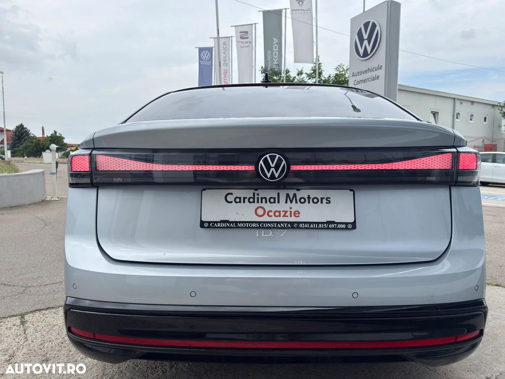 Volkswagen ID.7 77 kWh Pro - 6