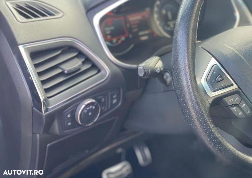 Ford Edge 2.0 Panther A8 AWD ST Line - 11