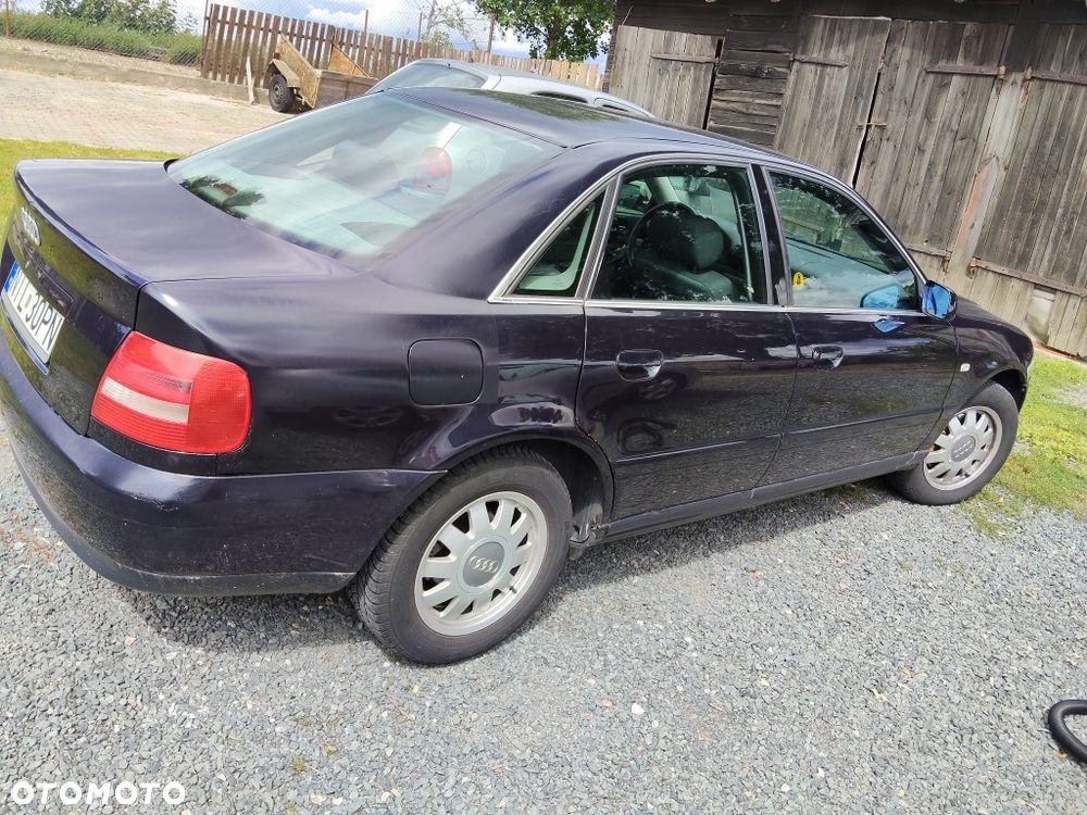 Audi A4 Limousine - 2