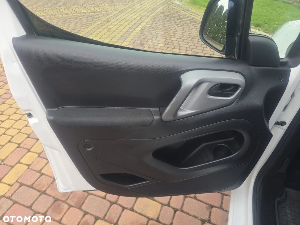 Citroën Berlingo Multispace BlueHDi 100 SELECTION - 28