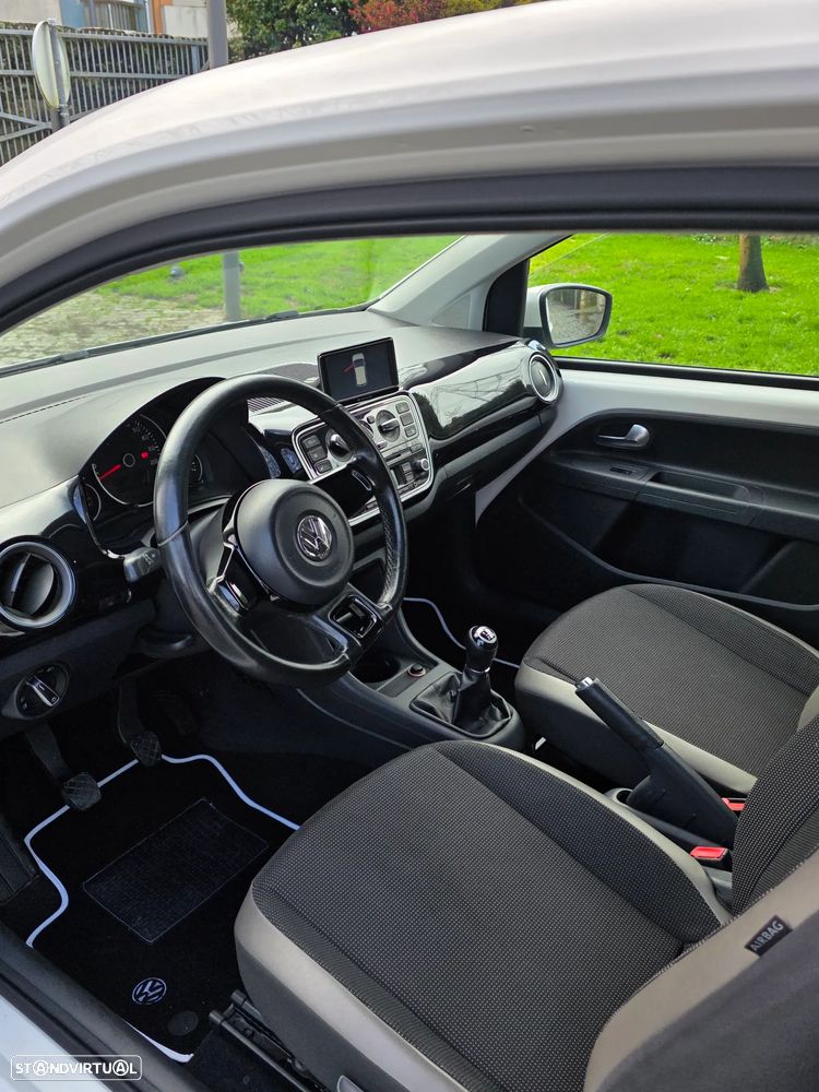 VW Up! - 9