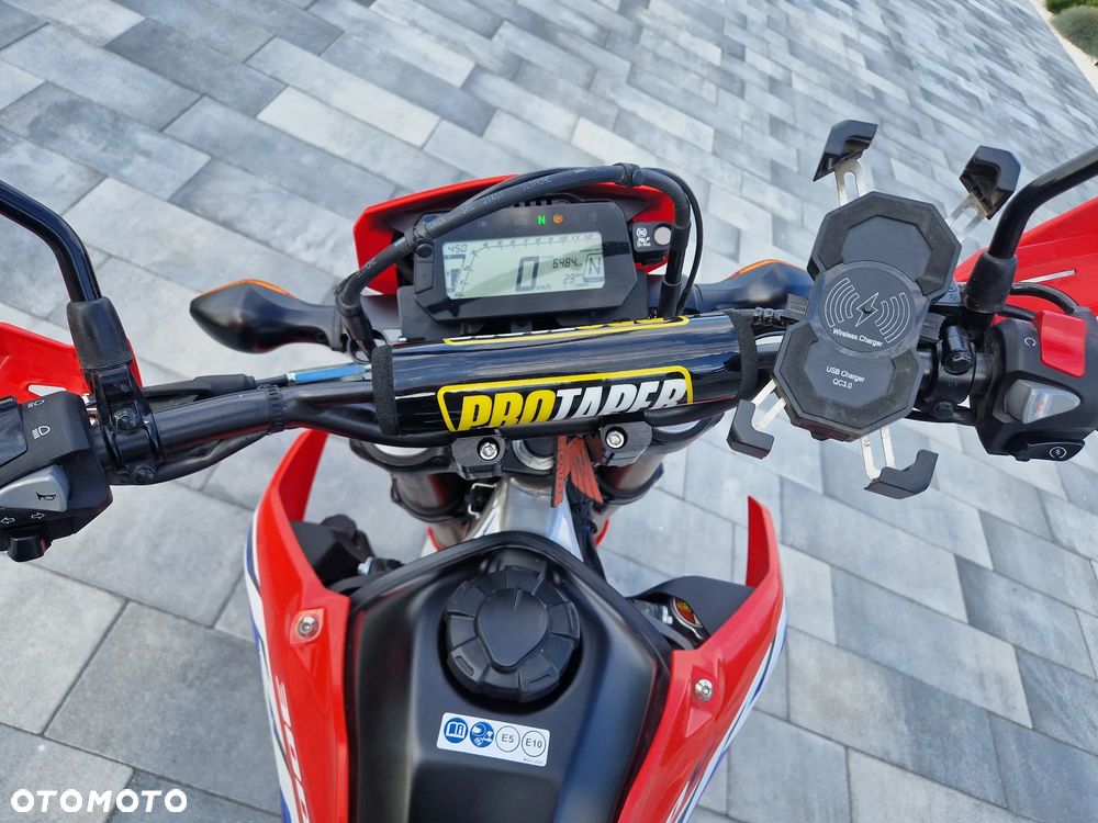 Honda CRF - 6