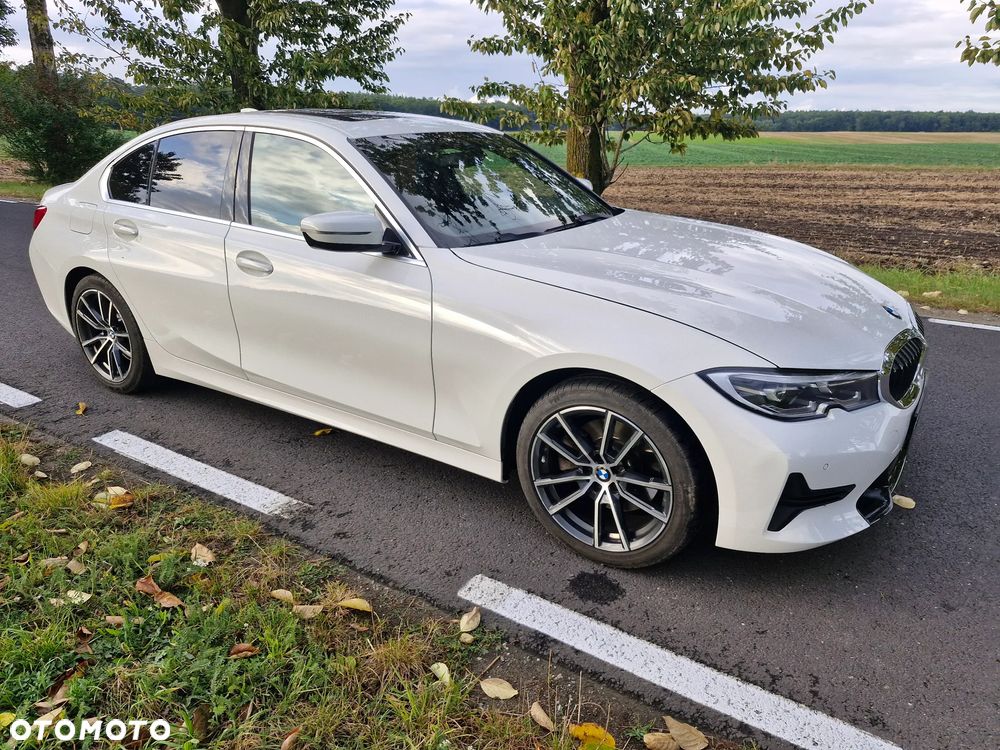 BMW Seria 3 330i Sport Line - 8
