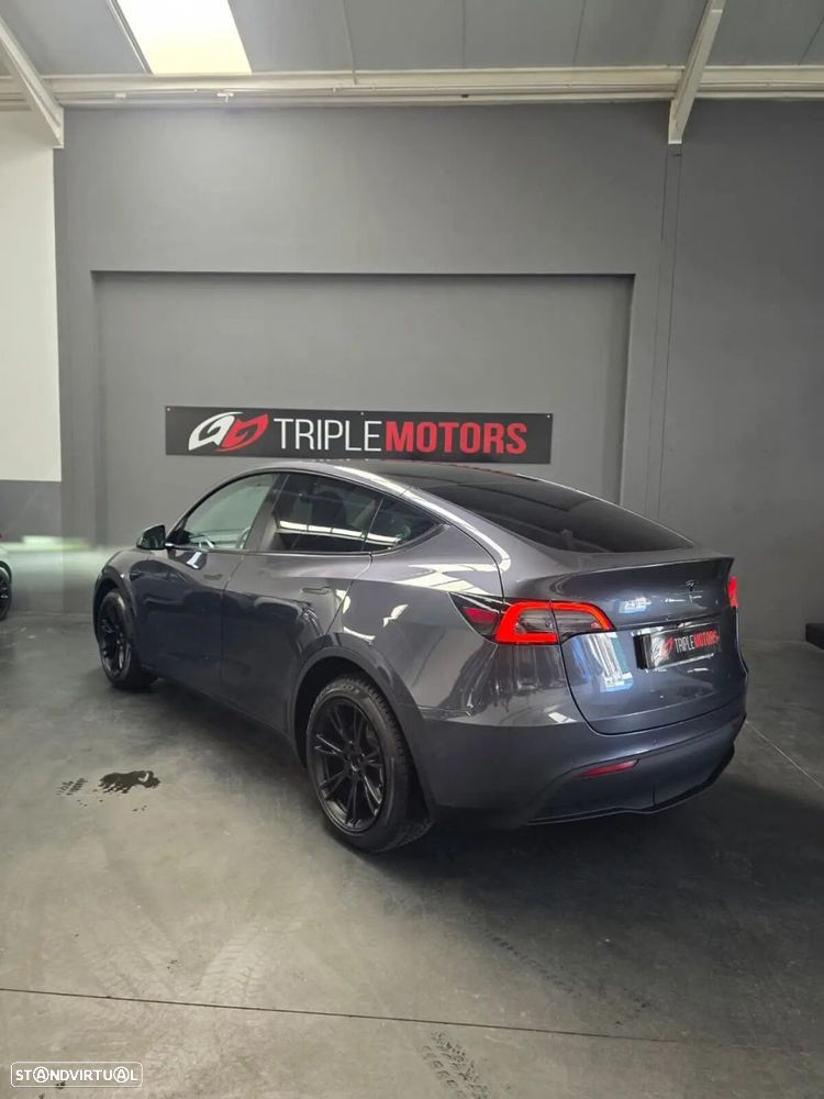 Tesla Model Y Long Range Dual Motor AWD - 5