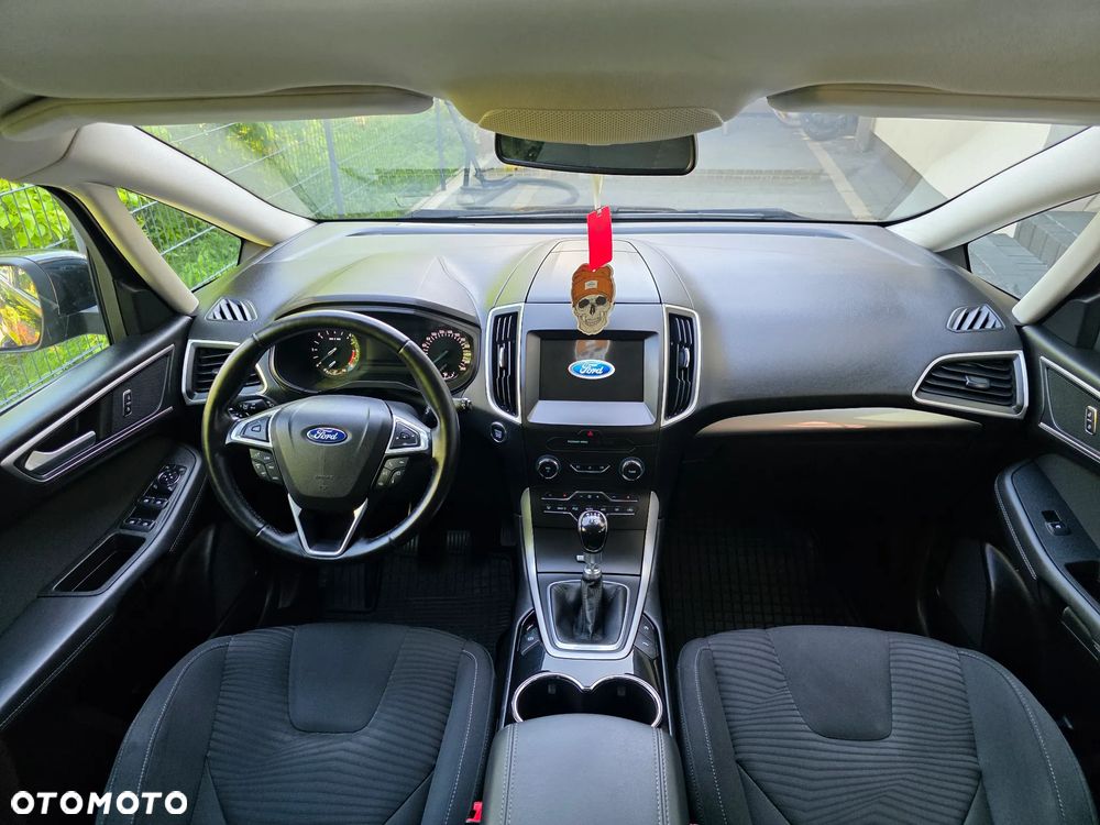 Ford S-Max 2.0 TDCi Trend - 16