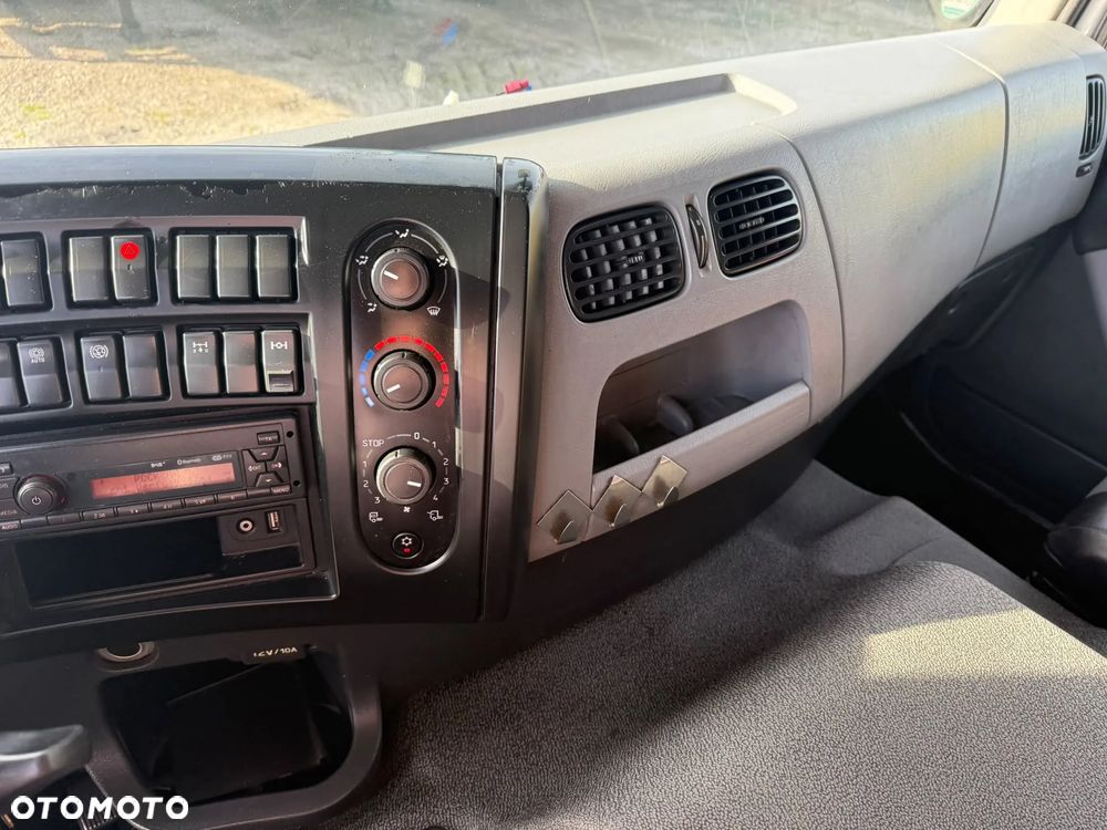 Renault D WIDE IZOTERMA z windą * Duża kabina * 2020 ROK* Import Niemcy - 31