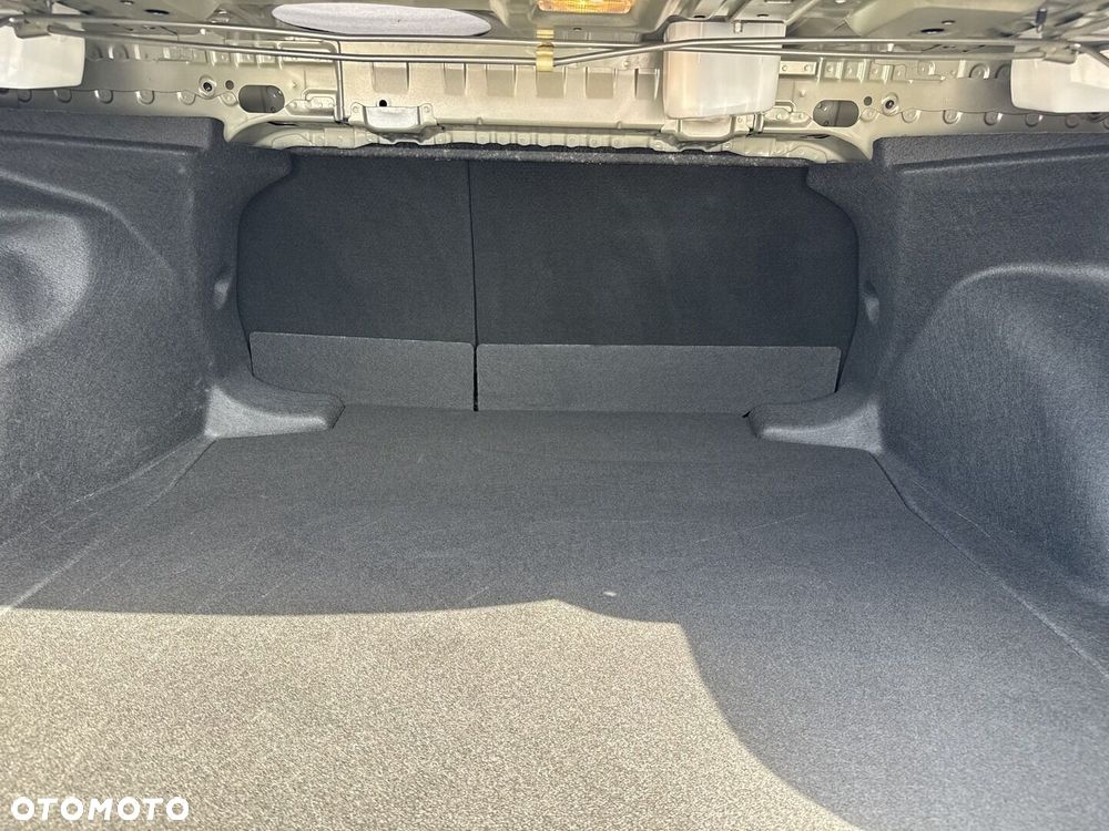Toyota Corolla 1.8 Hybrid Comfort - 14