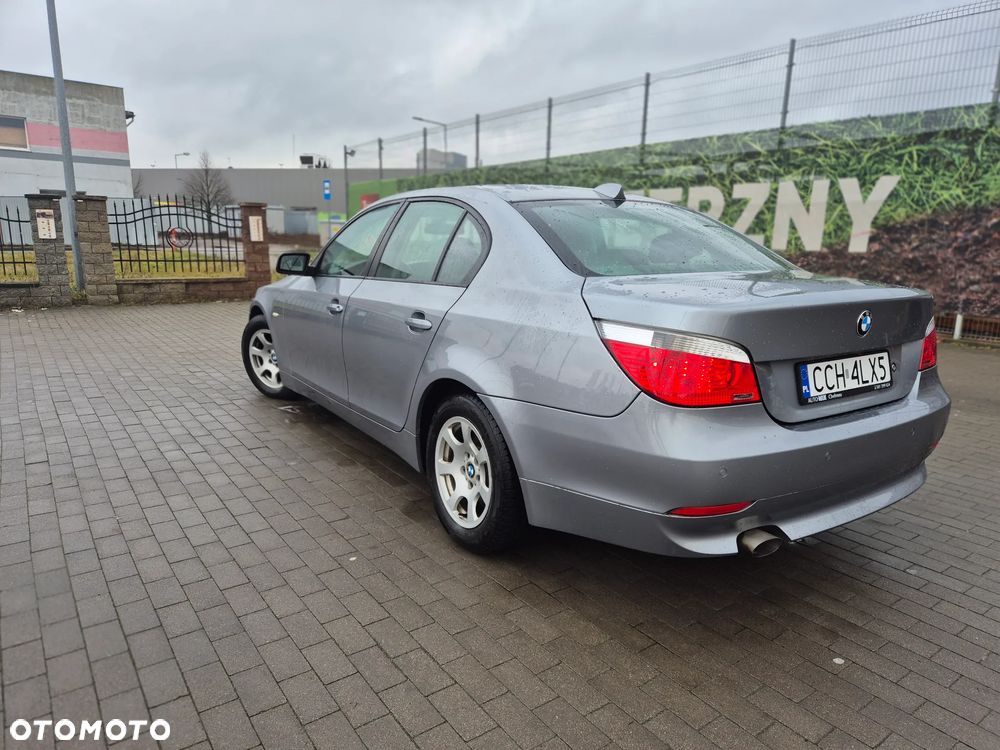 BMW Seria 5 520d - 3