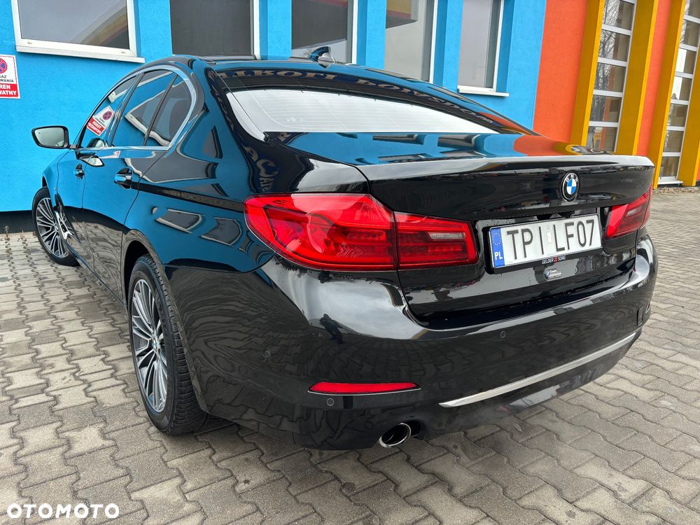 BMW Seria 5 520d xDrive Luxury Line sport - 20
