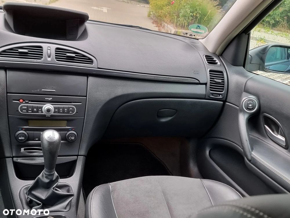 Renault Laguna - 11
