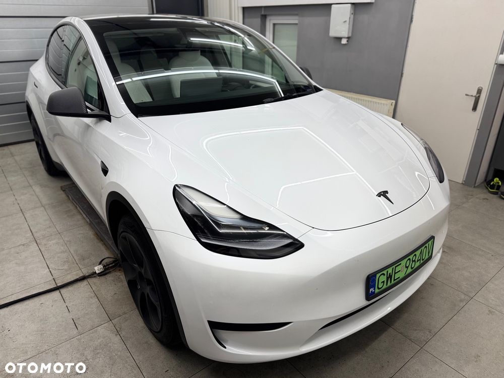 Tesla Model Y RWD - 4