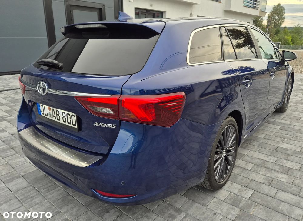 Toyota Avensis 1.8 Premium - 6