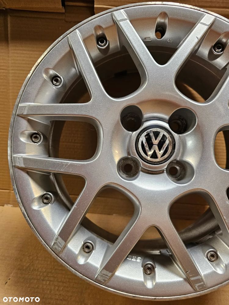 (F47) Volkswagen OE Golf Polo Jetta Lupo / 6E0 601 025E / 6,5Jx15 ET43 4x100 - 2