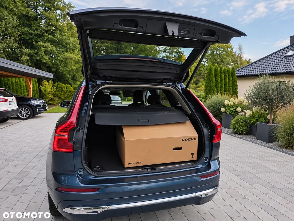 Volvo XC 60 B4 D AWD Ultimate Bright - 8