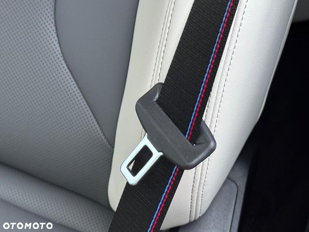 BMW X2 sDrive18i M Sport - 25