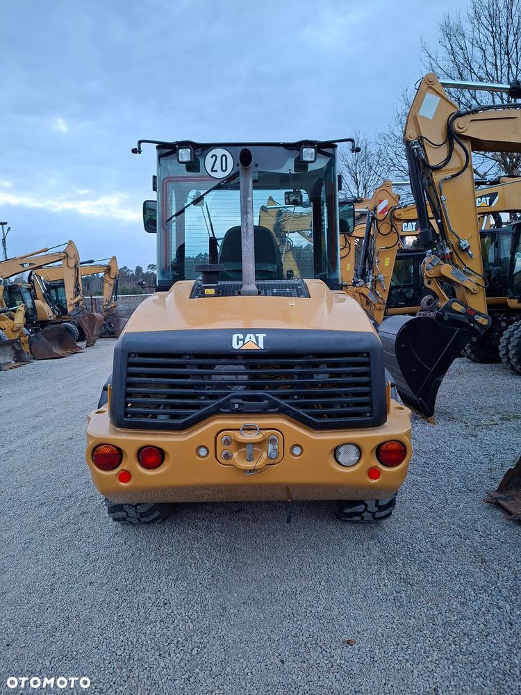 Caterpillar CAT 908 M - 6