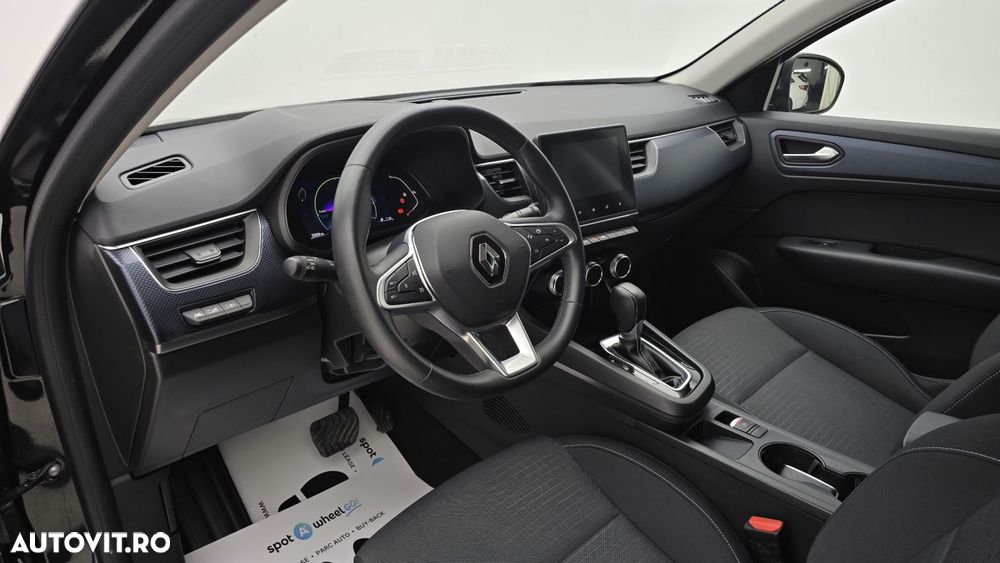 Renault Arkana E-TECH 145 Evolution - 13