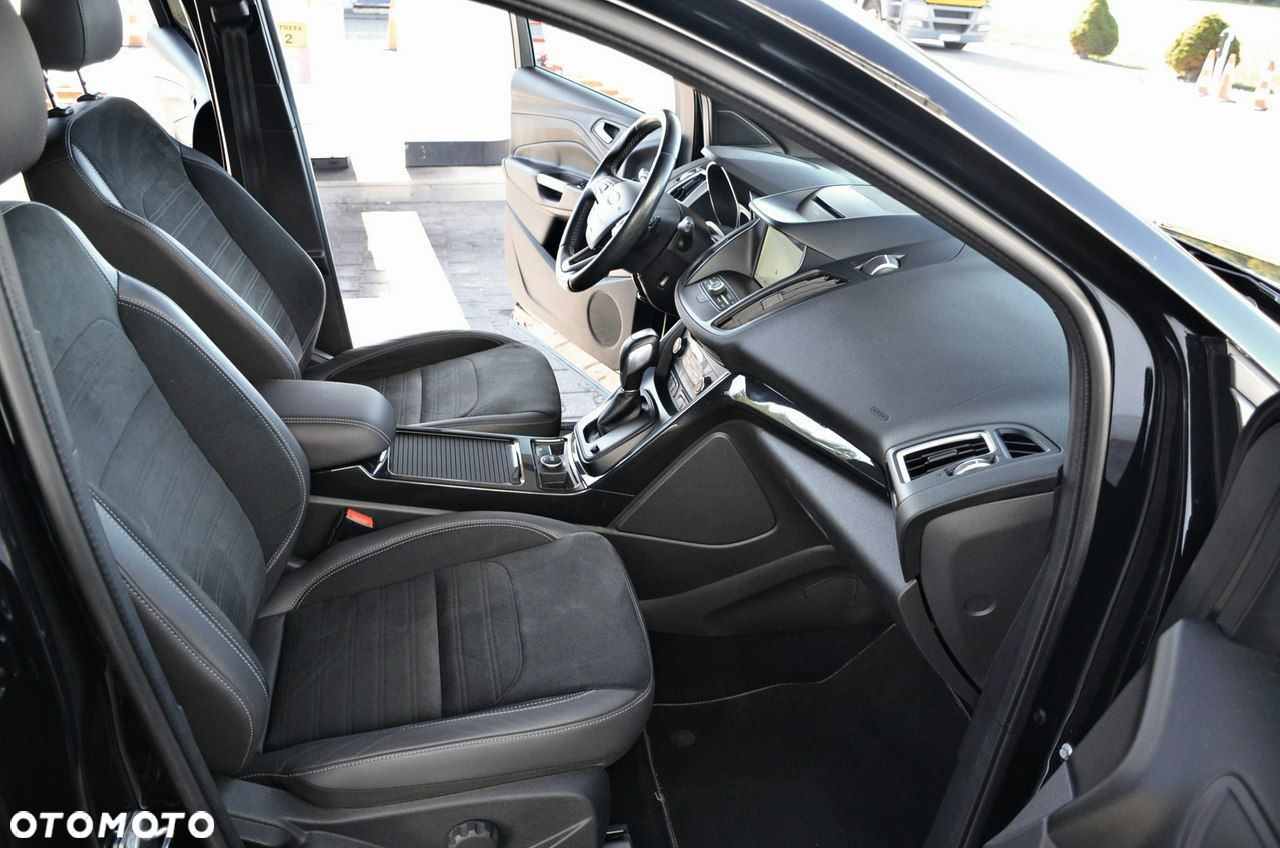 Ford Kuga - 29