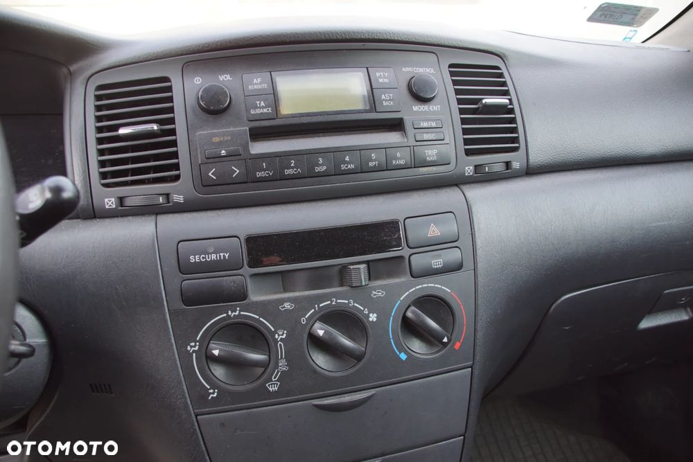 Auto na części - Toyota Corolla E12 1.4 VVT-i 97 KM 4ZZ-FE MTM 1C3 2002R Silnik Skrzynia Drzwi Maska Klapa Zderzak Błotnik Szyba Klamka Lampa Lusterko Deska Kokpit Sterownik Moduł Czujnik Licznik Panel Kierownica - 11