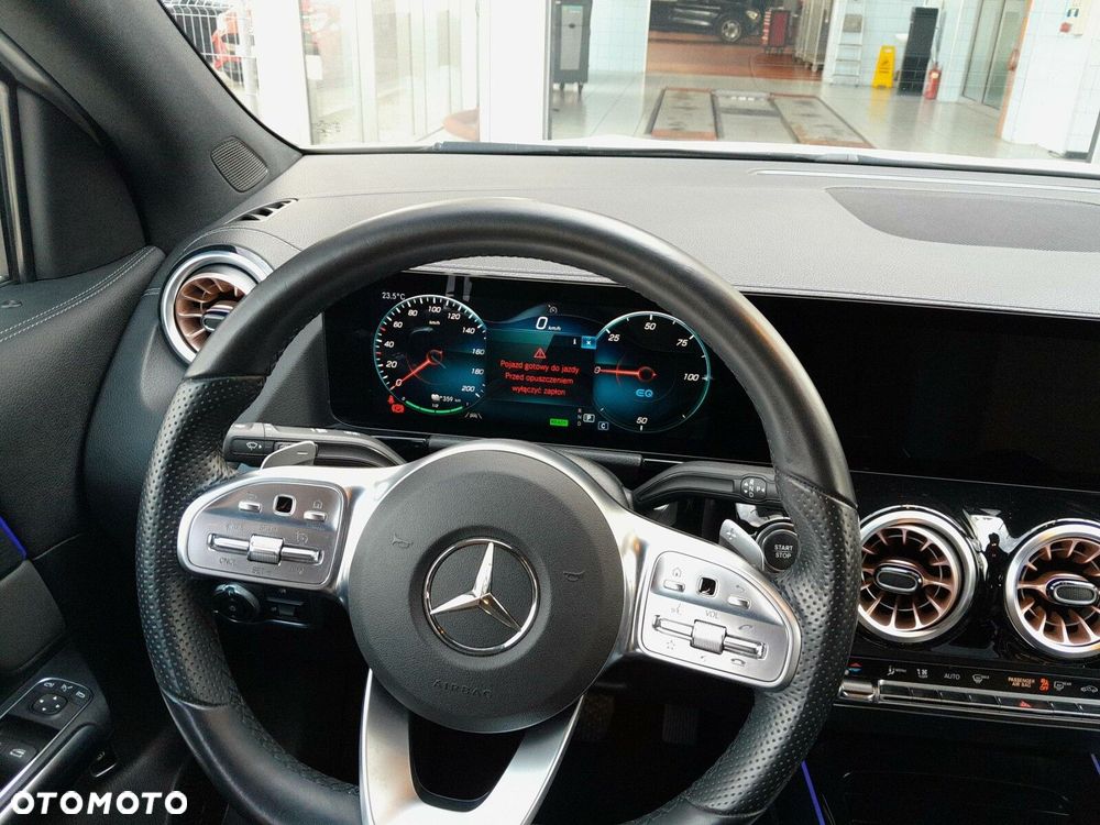 Mercedes-Benz EQA 250 66.5kWh Electric Art - 14