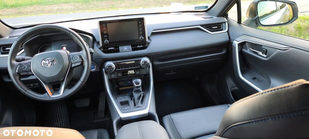 Toyota RAV4 - 13