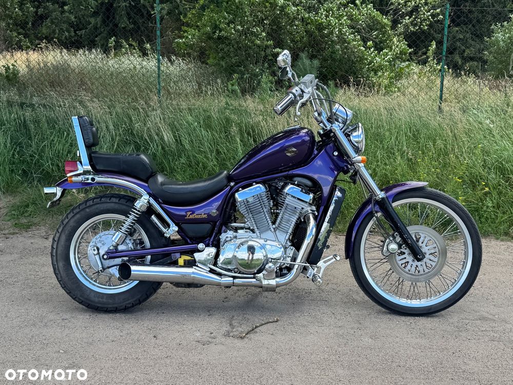 Suzuki Intruder - 2