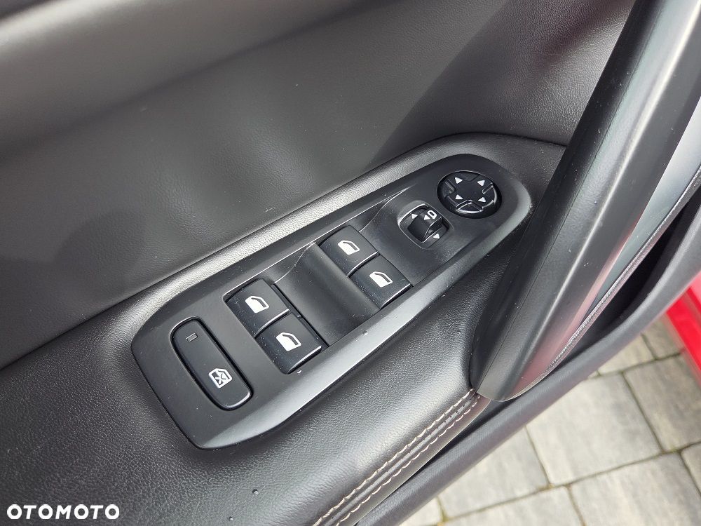 Peugeot 308 1.6 BlueHDi Business Line S&S - 17