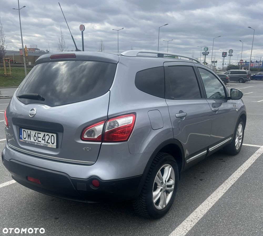 Nissan Qashqai+2 - 4