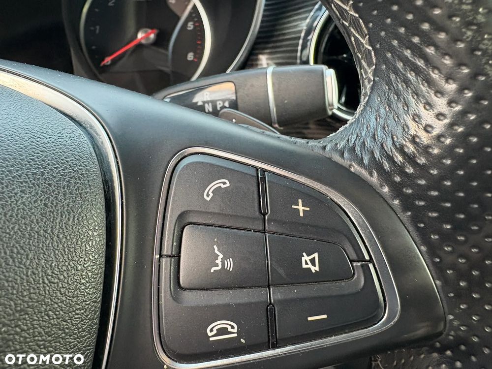 Mercedes-Benz Klasa V 300 d kompakt 9G-TRONIC Avantgarde - 24