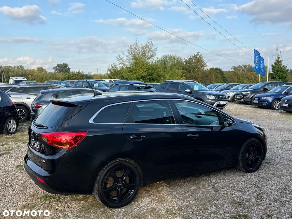 Kia Ceed 1.6 CRDi 128 Platinum Edition - 10