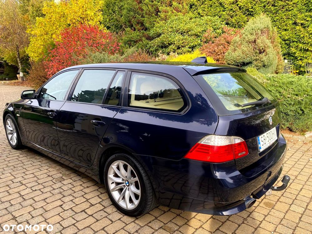 BMW Seria 5 520i Edition Exclusive - 4