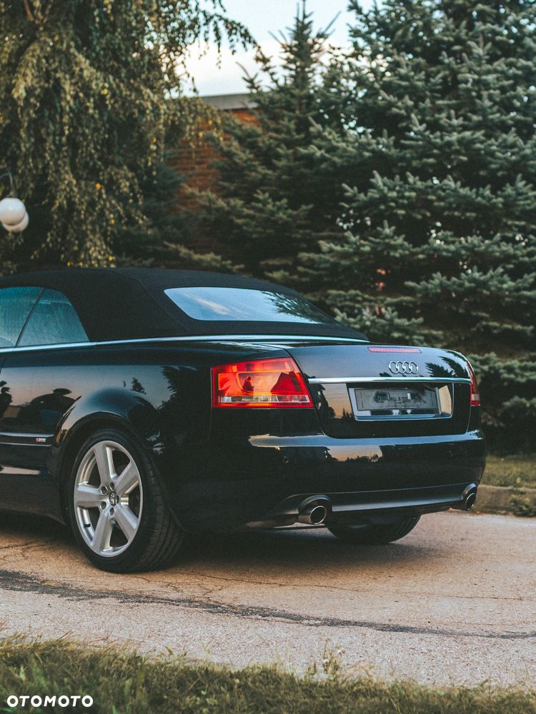 Audi A4 Cabrio 2.0 TFSI multitronic - 4