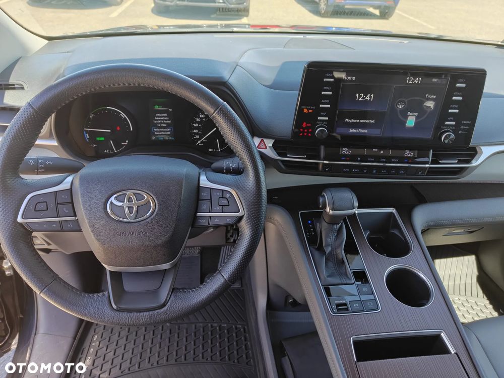 Toyota Sienna - 16
