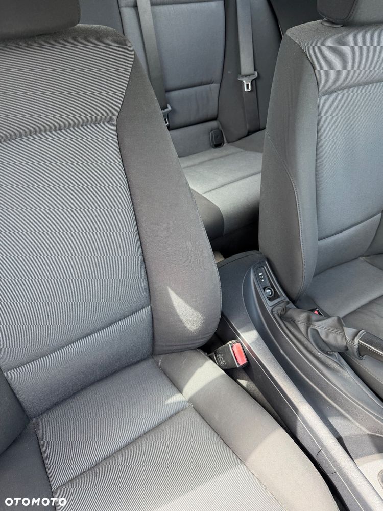 BMW Seria 1 - 10