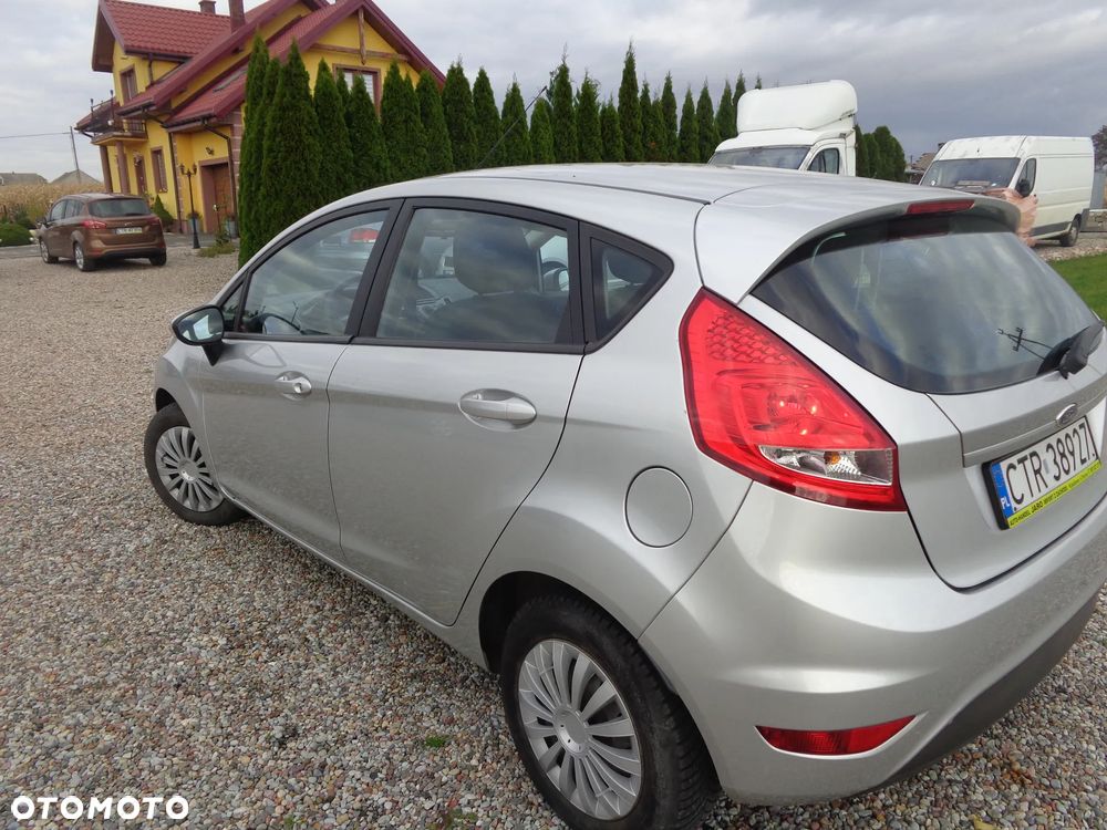 Ford Fiesta - 7