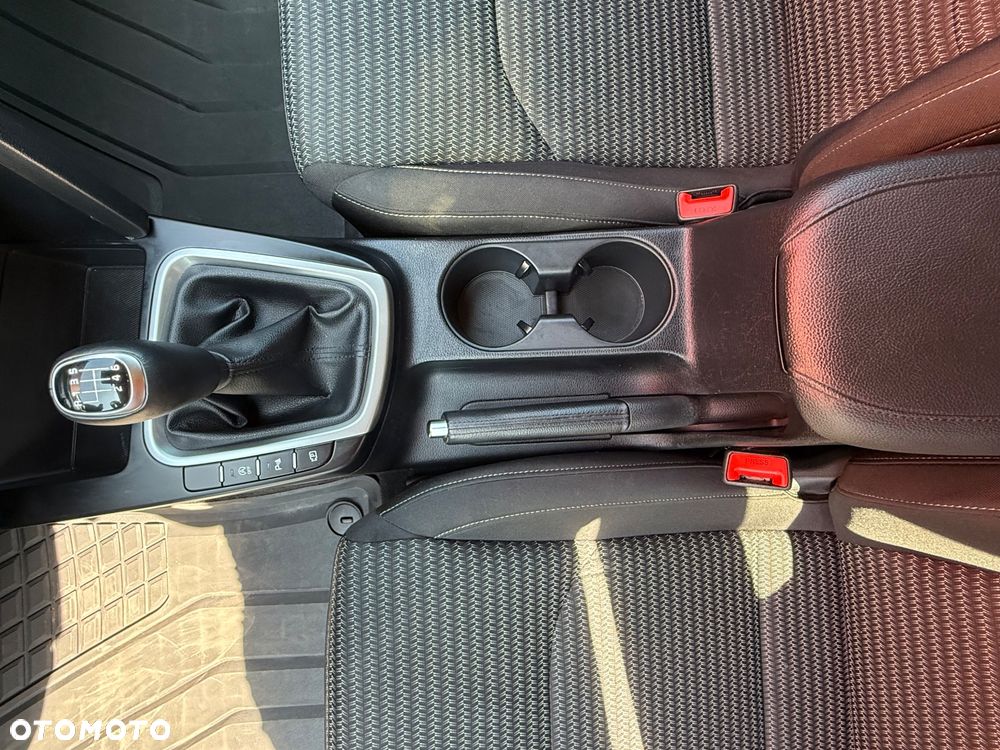 Kia Ceed - 21