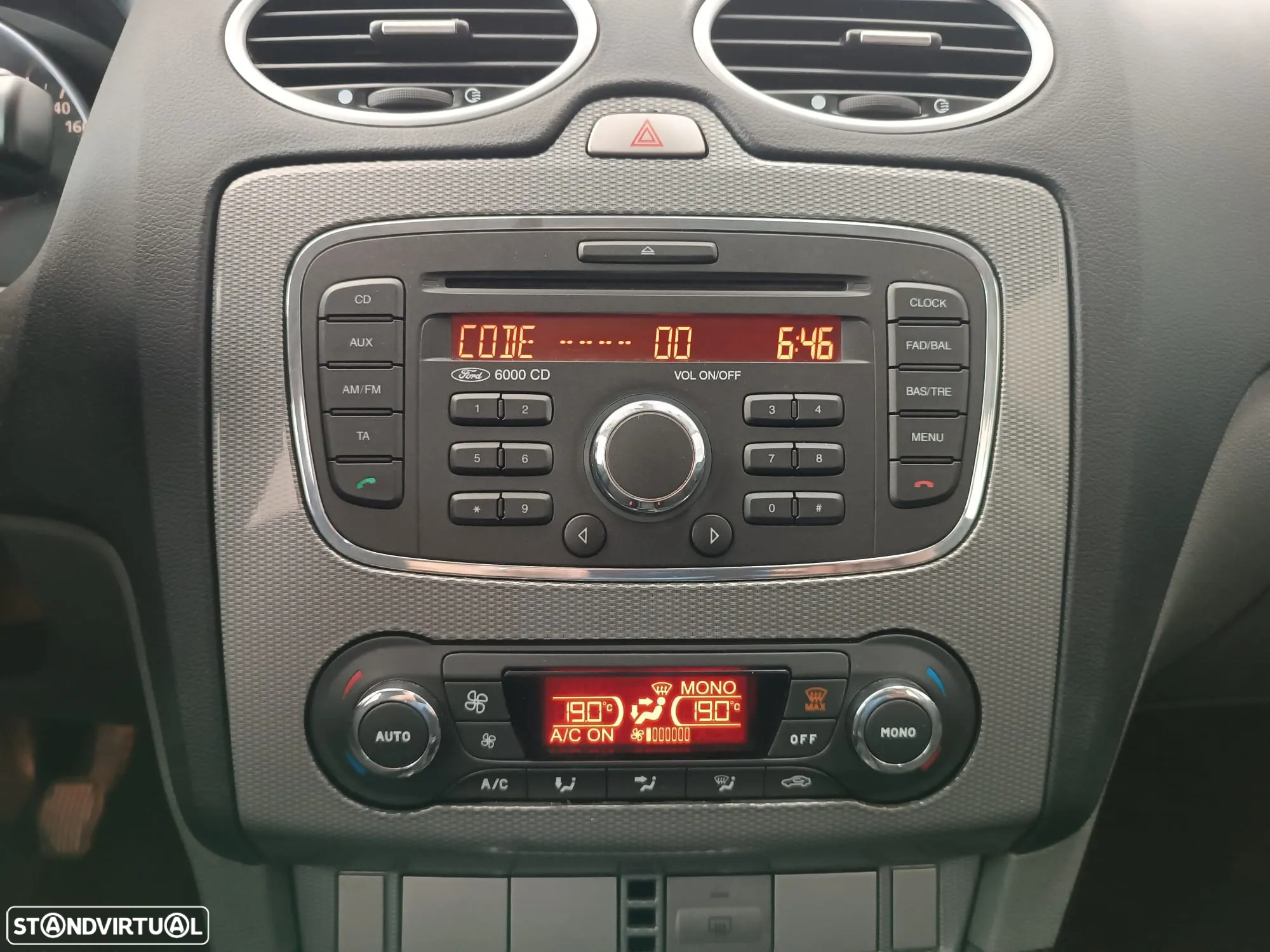 Ford Focus SW 1.8 TDCi Titanium - 20