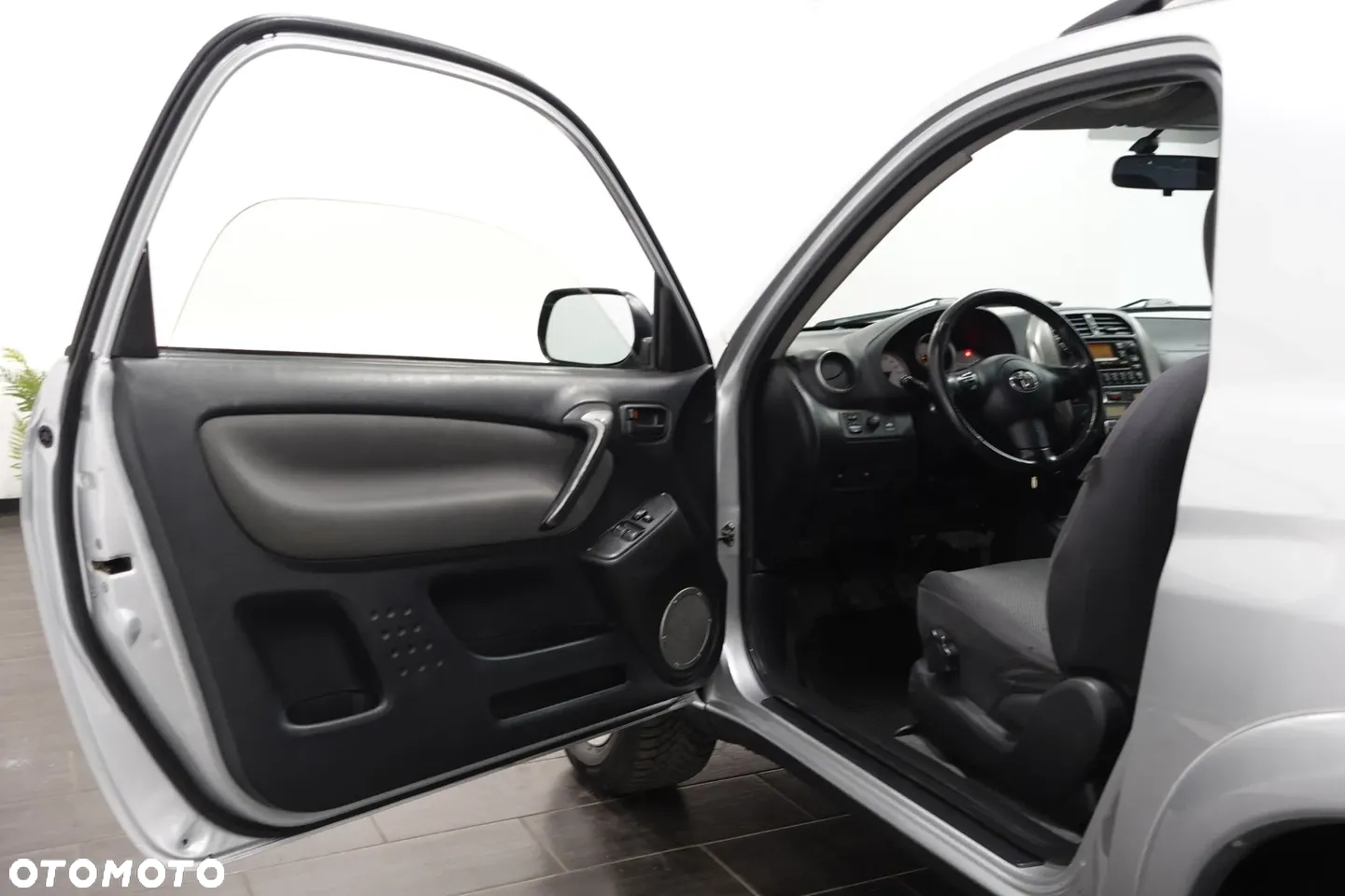 Toyota RAV4 2.0 D-4D Luna - 19