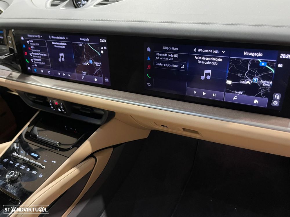 Porsche Cayenne Coupé E-Hybrid Black Edition - 44