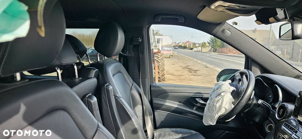 Mercedes-Benz Klasa V - 19